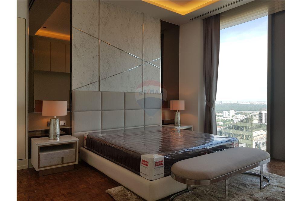 Condo for sale The Ritz-Carlton Residences at MahaNakhon condo for rent